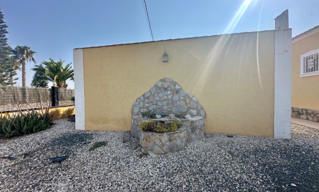 Venta - Country Property -
Catral