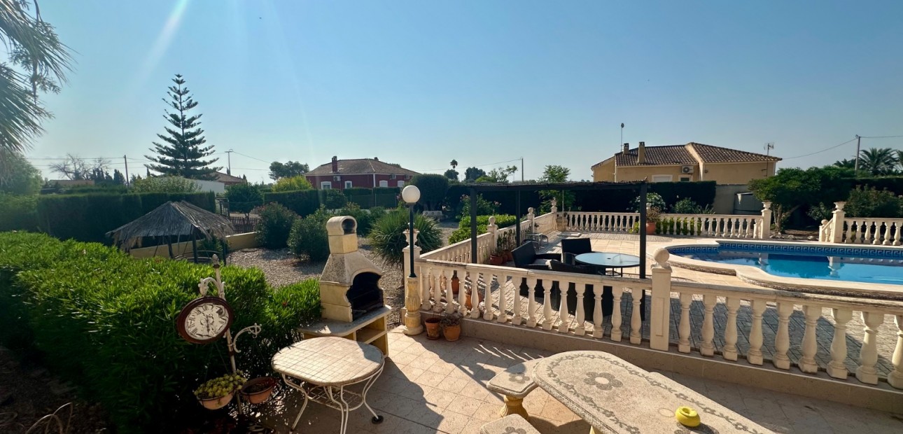 Venta - Country Property -
Catral