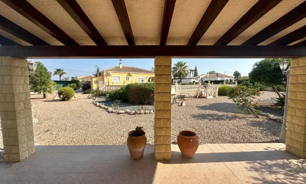 Venta - Country Property -
Catral