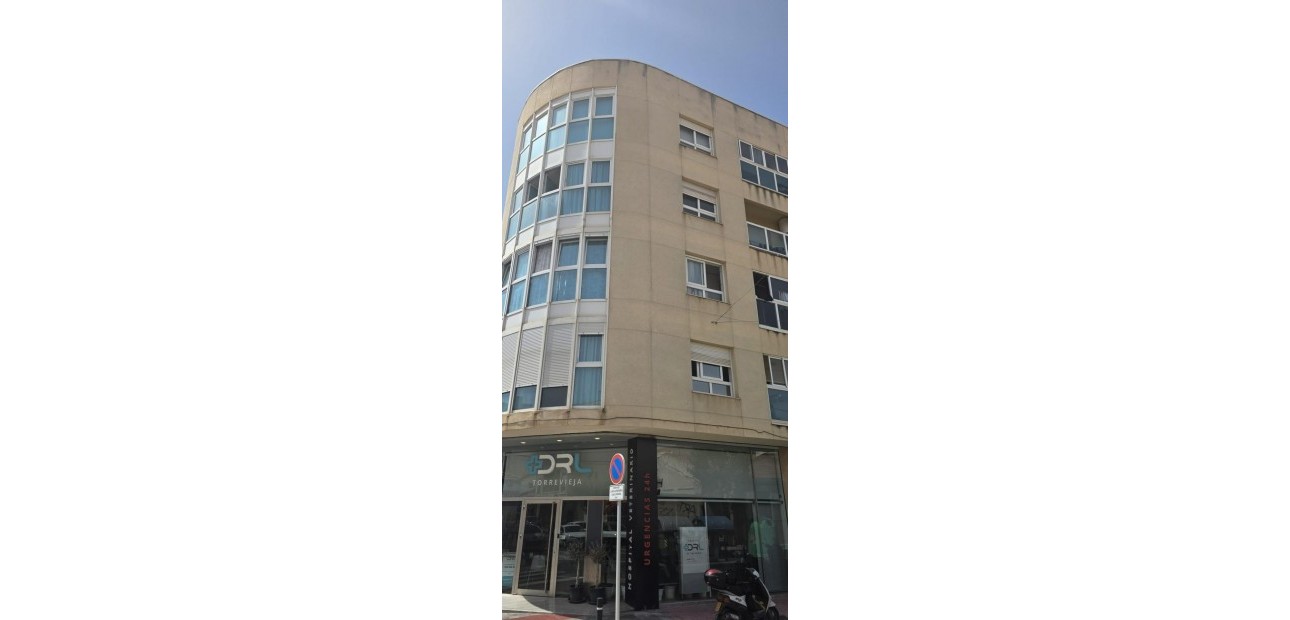 Herverkoop - Appartement / flat -
Torrevieja - Centro