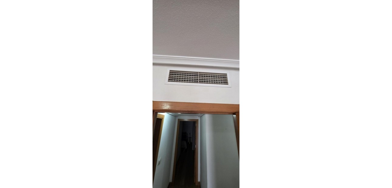 Herverkoop - Appartement / flat -
Torrevieja - Centro
