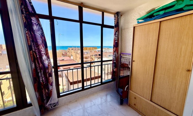 Herverkoop - Penthouse -
Torrevieja - Los Europeos