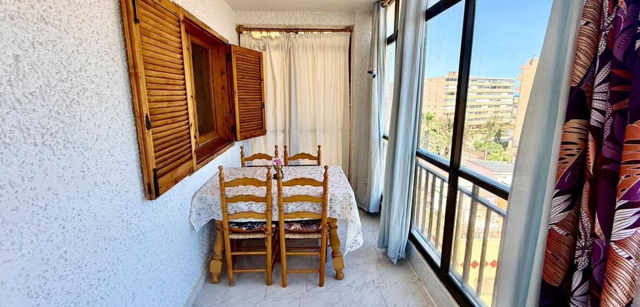Herverkoop - Penthouse -
Torrevieja - Los Europeos