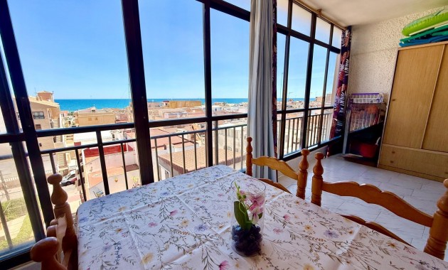 Herverkoop - Penthouse -
Torrevieja - Los Europeos