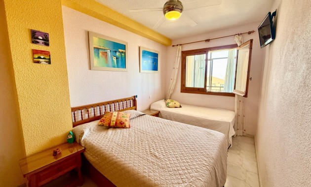 Herverkoop - Penthouse -
Torrevieja - Los Europeos