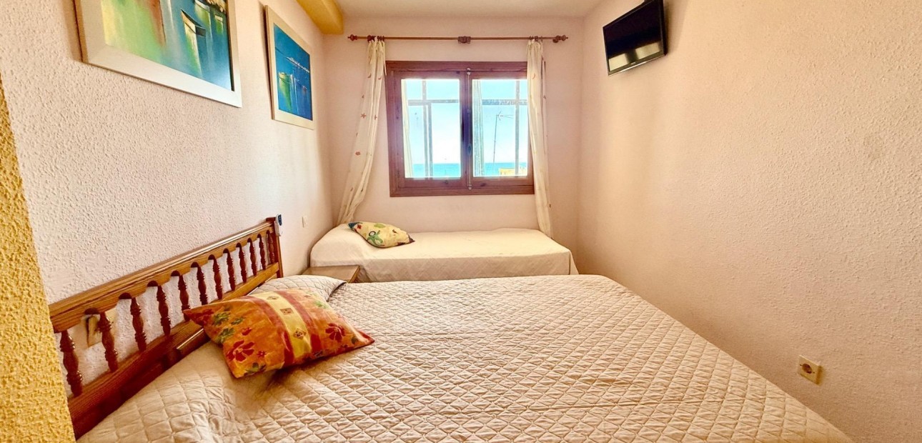 Herverkoop - Penthouse -
Torrevieja - Los Europeos