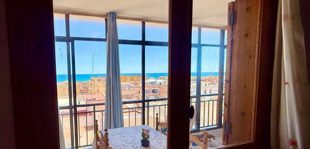 Herverkoop - Penthouse -
Torrevieja - Los Europeos