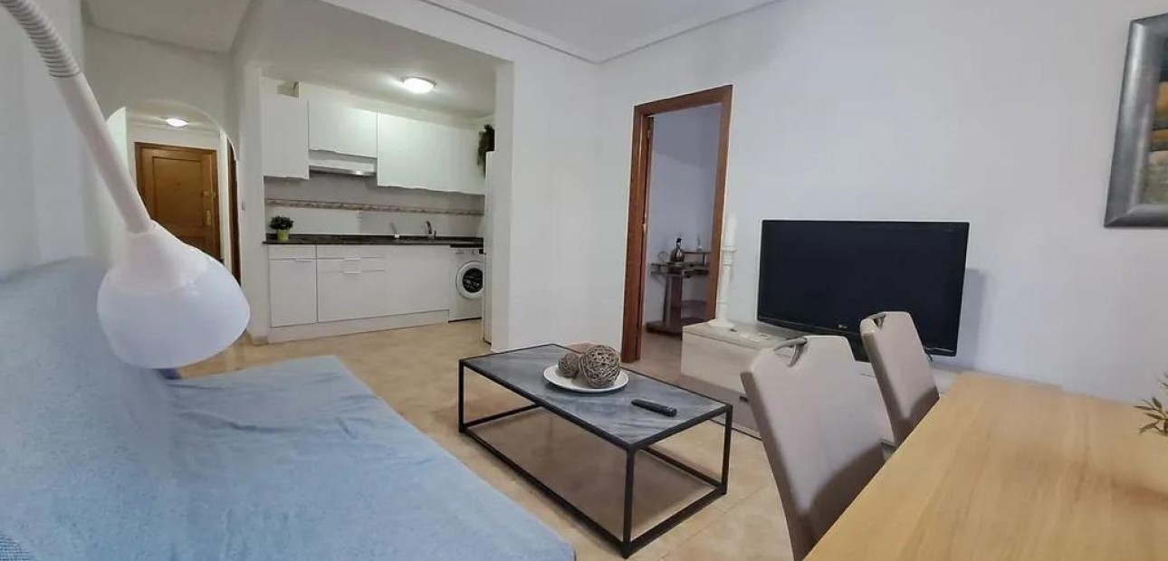 Sale - Apartment / flat -
Torrevieja - torrevieja