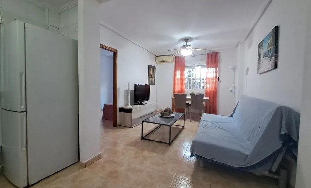 Sale - Apartment / flat -
Torrevieja - torrevieja