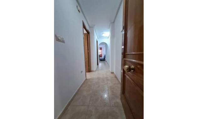 Sale - Apartment / flat -
Torrevieja - torrevieja