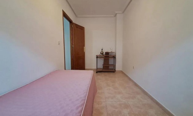 Sale - Apartment / flat -
Torrevieja - torrevieja