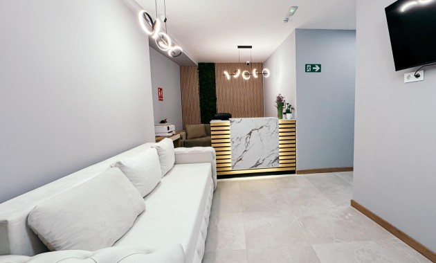 Herverkoop - Hotel -
Torrevieja - torrevieja