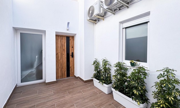 Herverkoop - Hotel -
Torrevieja - torrevieja