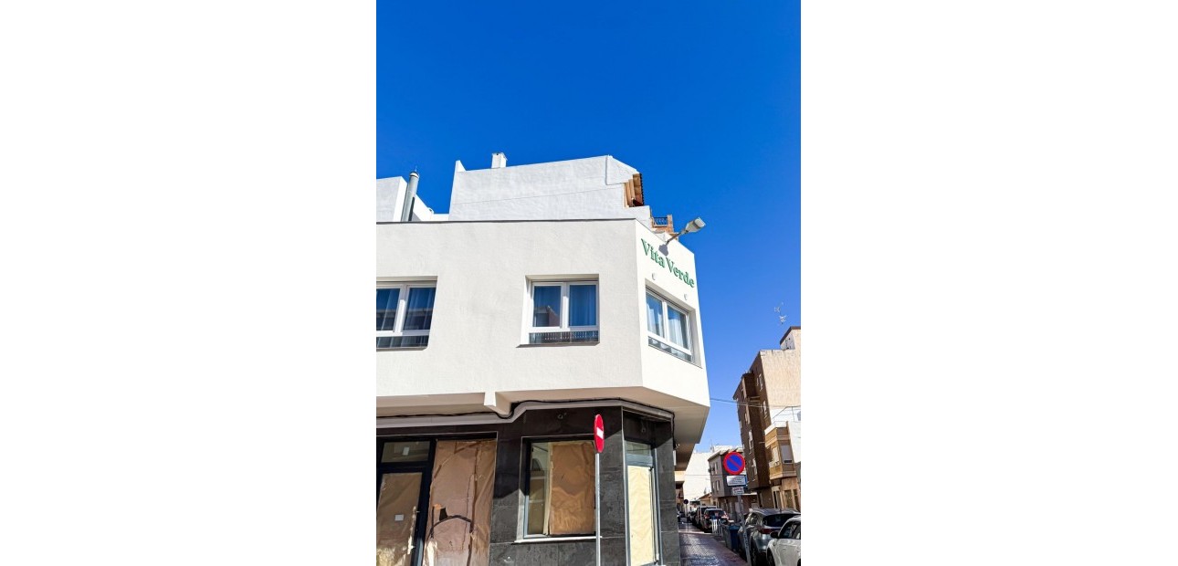 Herverkoop - Hotel -
Torrevieja - torrevieja
