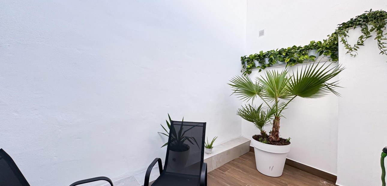 Herverkoop - Hotel -
Torrevieja - torrevieja