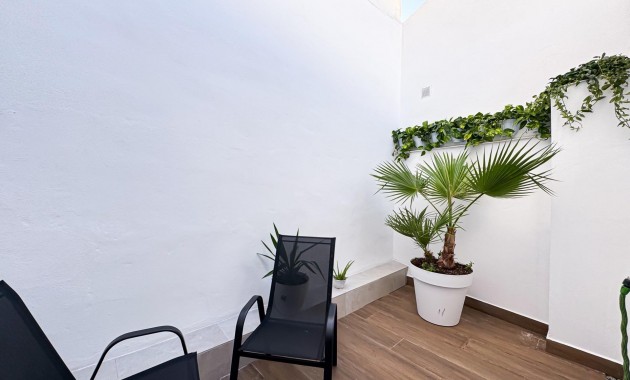 Herverkoop - Hotel -
Torrevieja - torrevieja