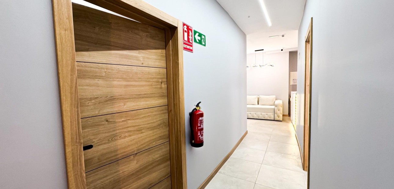 Herverkoop - Hotel -
Torrevieja - torrevieja