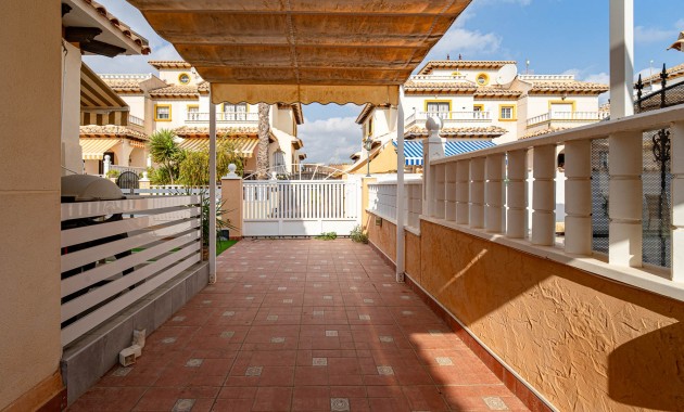 Herverkoop - Quad Villa -
Orihuela Costa - Lomas de Cabo Roig