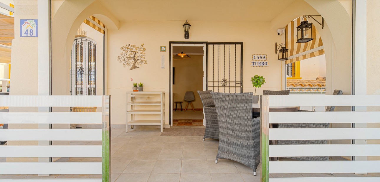 Herverkoop - Quad Villa -
Orihuela Costa - Lomas de Cabo Roig