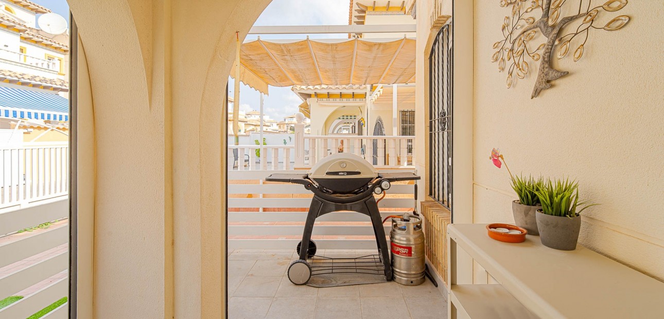 Herverkoop - Quad Villa -
Orihuela Costa - Lomas de Cabo Roig