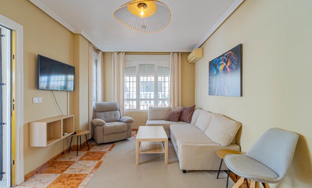 Herverkoop - Quad Villa -
Orihuela Costa - Lomas de Cabo Roig