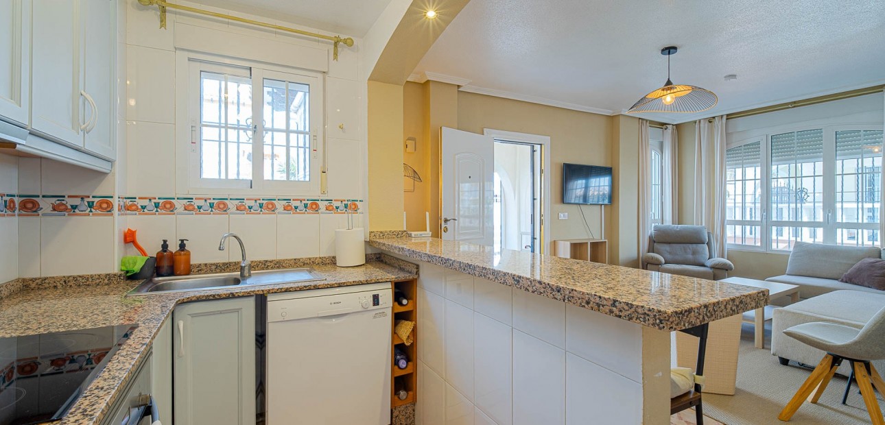 Herverkoop - Quad Villa -
Orihuela Costa - Lomas de Cabo Roig