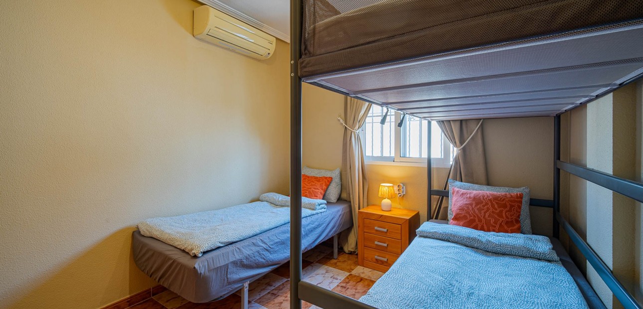 Herverkoop - Quad Villa -
Orihuela Costa - Lomas de Cabo Roig