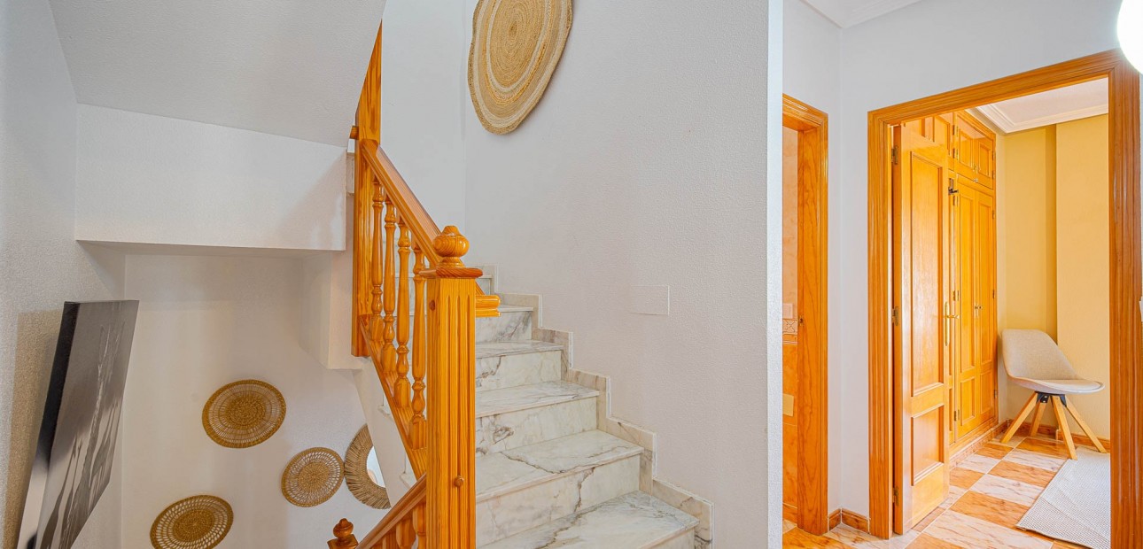 Herverkoop - Quad Villa -
Orihuela Costa - Lomas de Cabo Roig