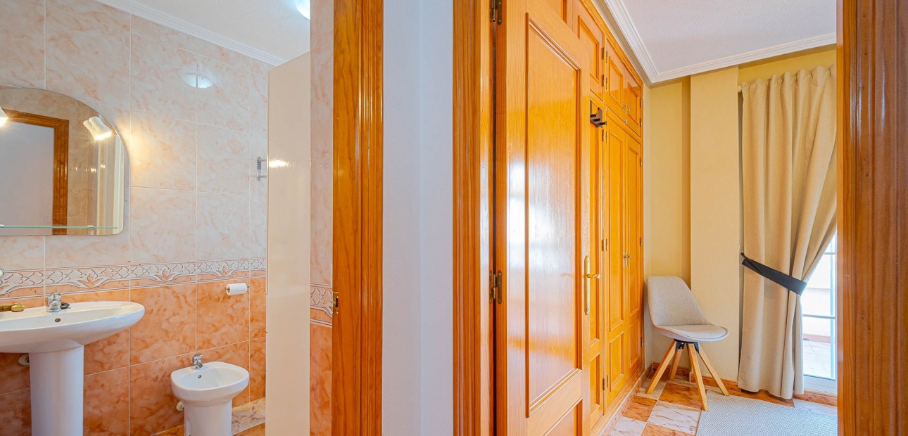 Herverkoop - Quad Villa -
Orihuela Costa - Lomas de Cabo Roig