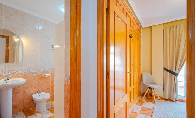 Herverkoop - Quad Villa -
Orihuela Costa - Lomas de Cabo Roig