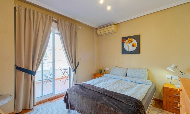 Herverkoop - Quad Villa -
Orihuela Costa - Lomas de Cabo Roig