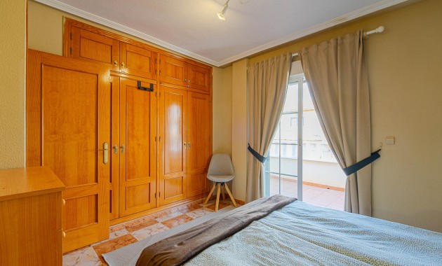 Herverkoop - Quad Villa -
Orihuela Costa - Lomas de Cabo Roig