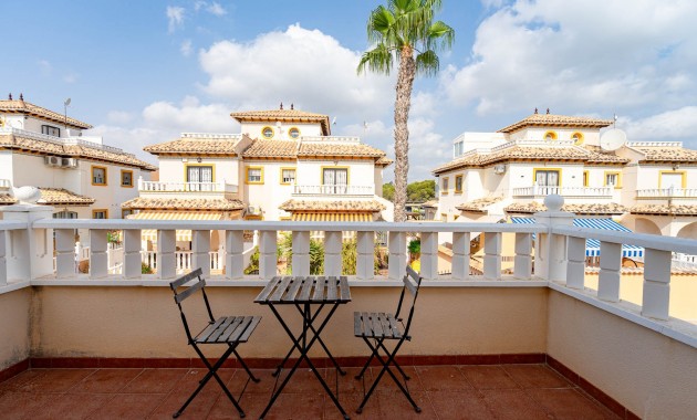 Herverkoop - Quad Villa -
Orihuela Costa - Lomas de Cabo Roig