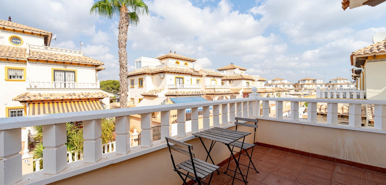 Herverkoop - Quad Villa -
Orihuela Costa - Lomas de Cabo Roig