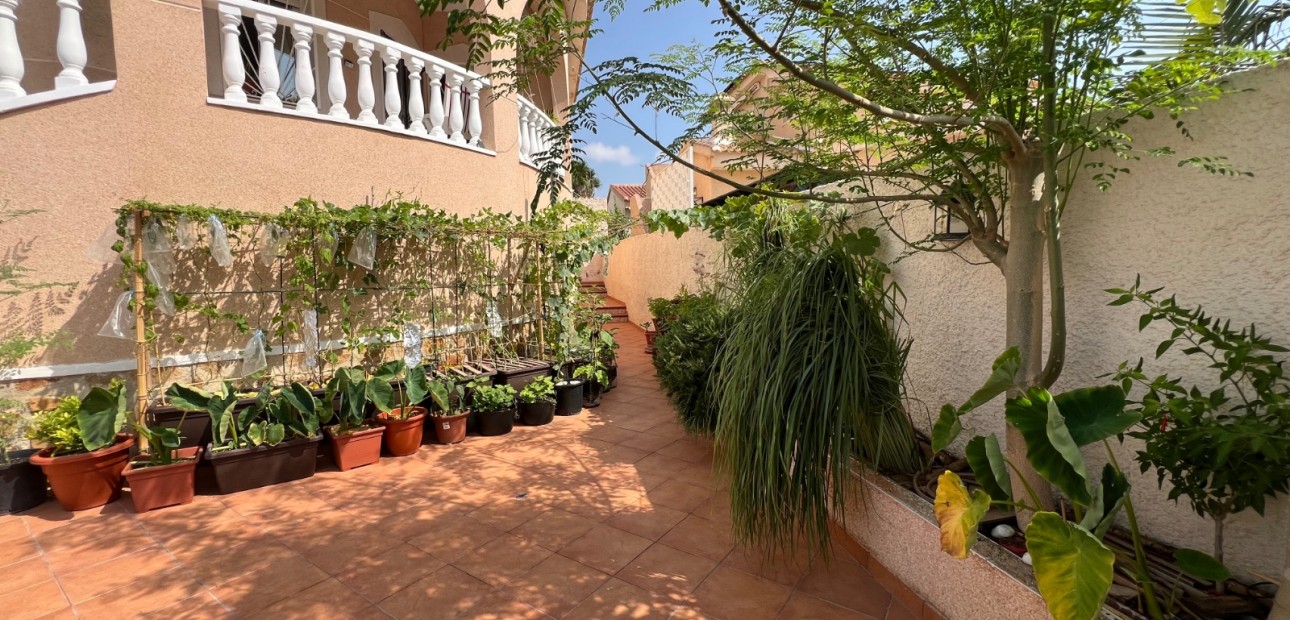 Herverkoop - Detached Villa -
Ciudad Quesada - La Marquesa