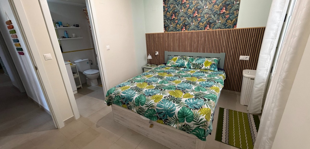 Herverkoop - Appartement / flat -
Orihuela - Playa Flamenca