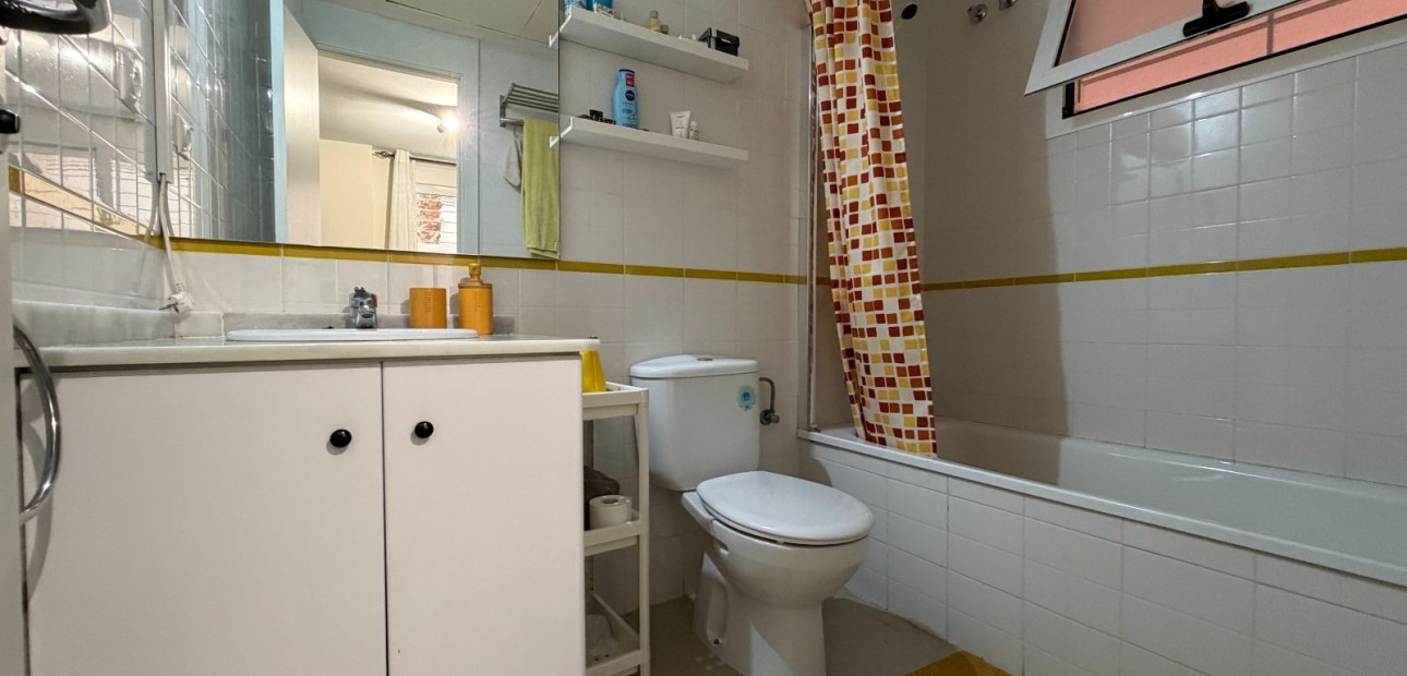 Herverkoop - Appartement / flat -
Orihuela - Playa Flamenca