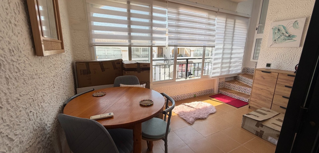 Herverkoop - Appartement / flat -
Orihuela - Entre Naranjos Vistabella