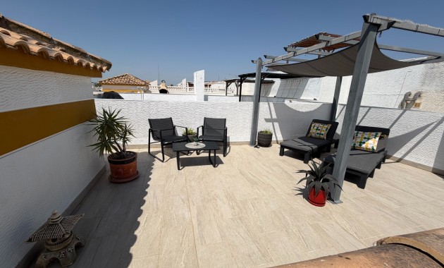 Herverkoop - Appartement / flat -
Orihuela - Entre Naranjos Vistabella