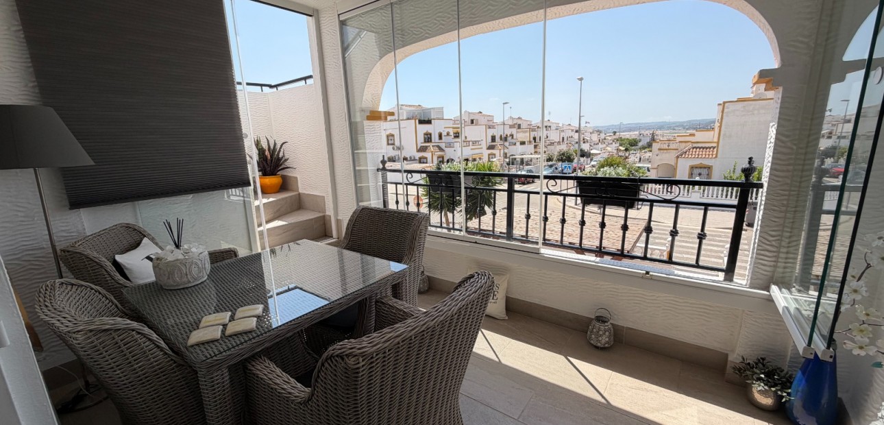 Herverkoop - Appartement / flat -
Orihuela - Entre Naranjos Vistabella
