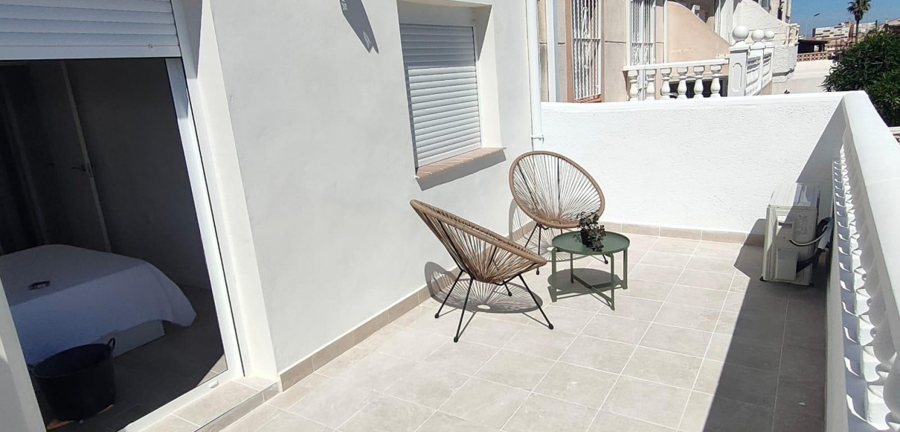 Herverkoop - House -
Torrevieja - Torreblanca