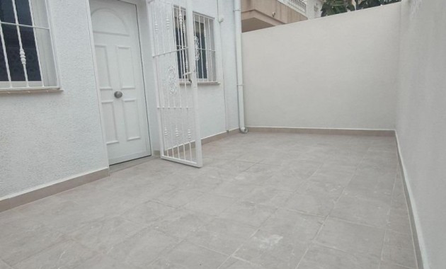 Herverkoop - House -
Torrevieja - Torreblanca
