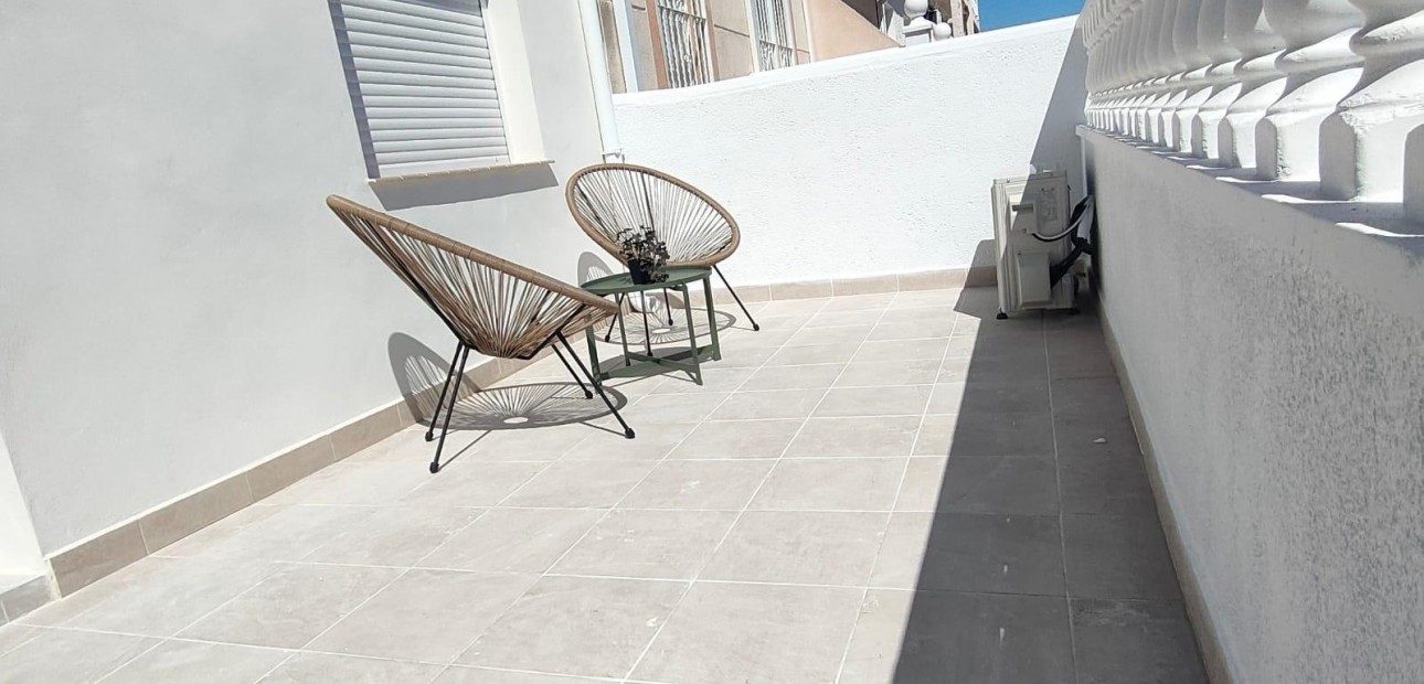 Herverkoop - House -
Torrevieja - Torreblanca