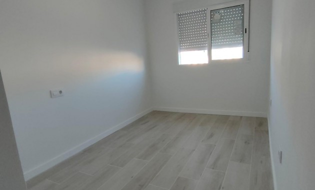 Herverkoop - House -
Torrevieja - Torreblanca