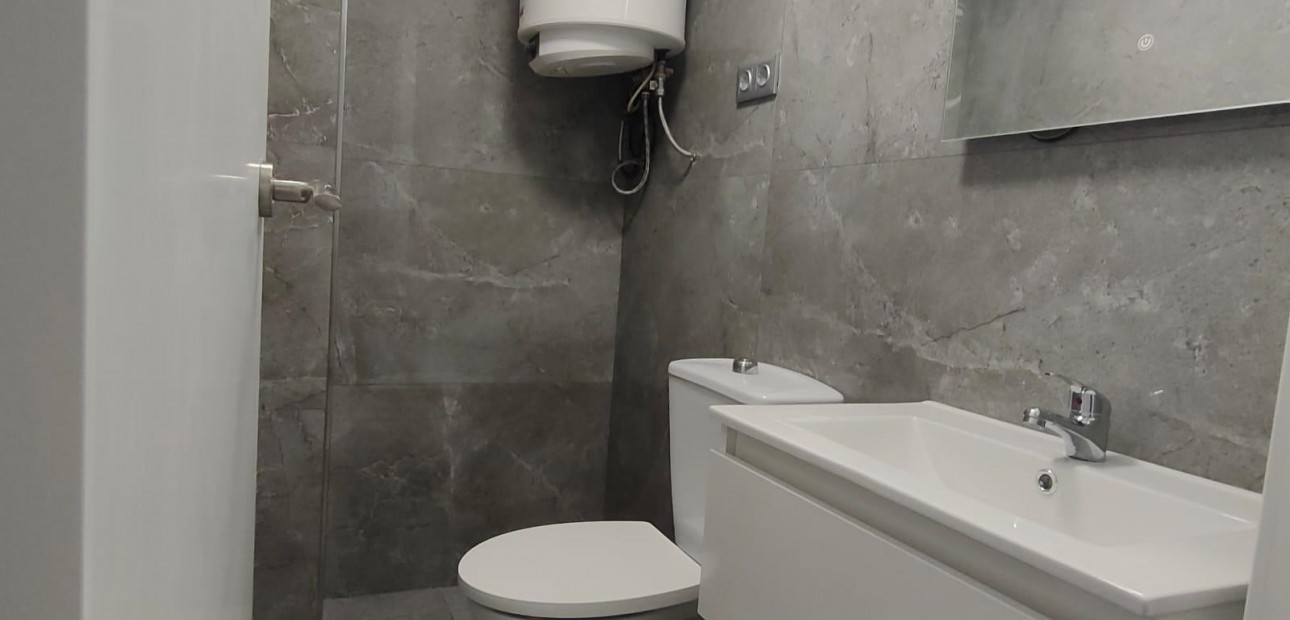 Herverkoop - House -
Torrevieja - Torreblanca