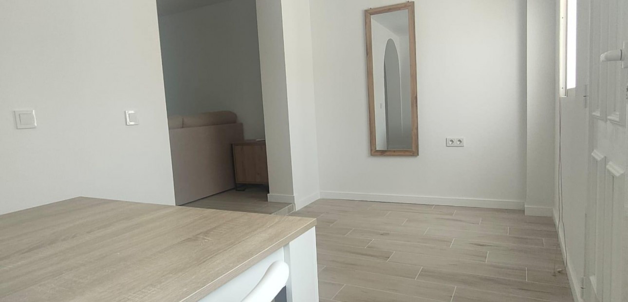 Herverkoop - House -
Torrevieja - Torreblanca