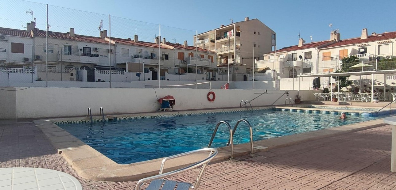 Herverkoop - House -
Torrevieja - Torreblanca