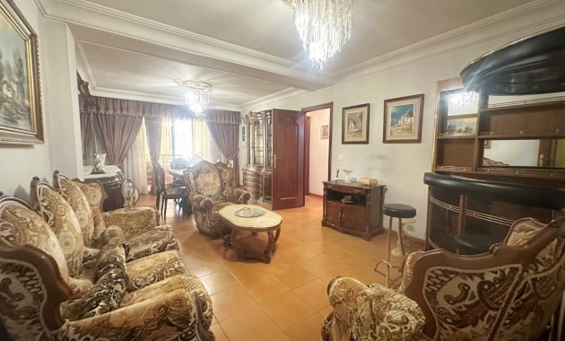 Herverkoop - Appartement / flat -
Torrevieja - torrevieja