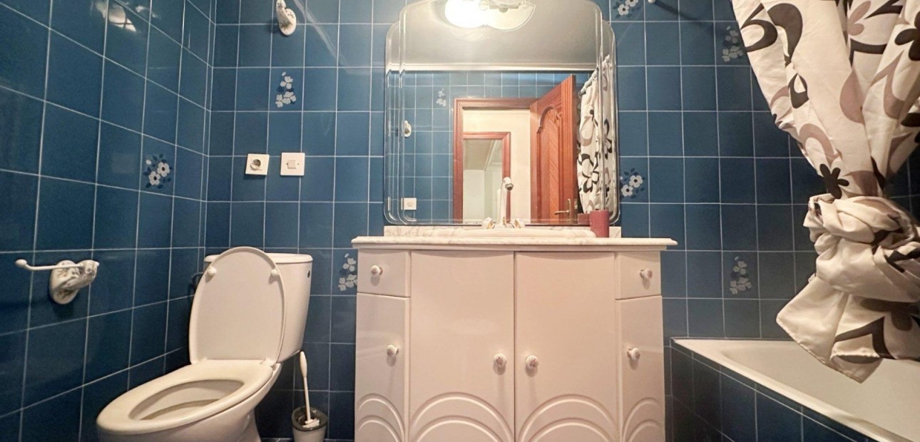 Herverkoop - Appartement / flat -
Torrevieja - torrevieja