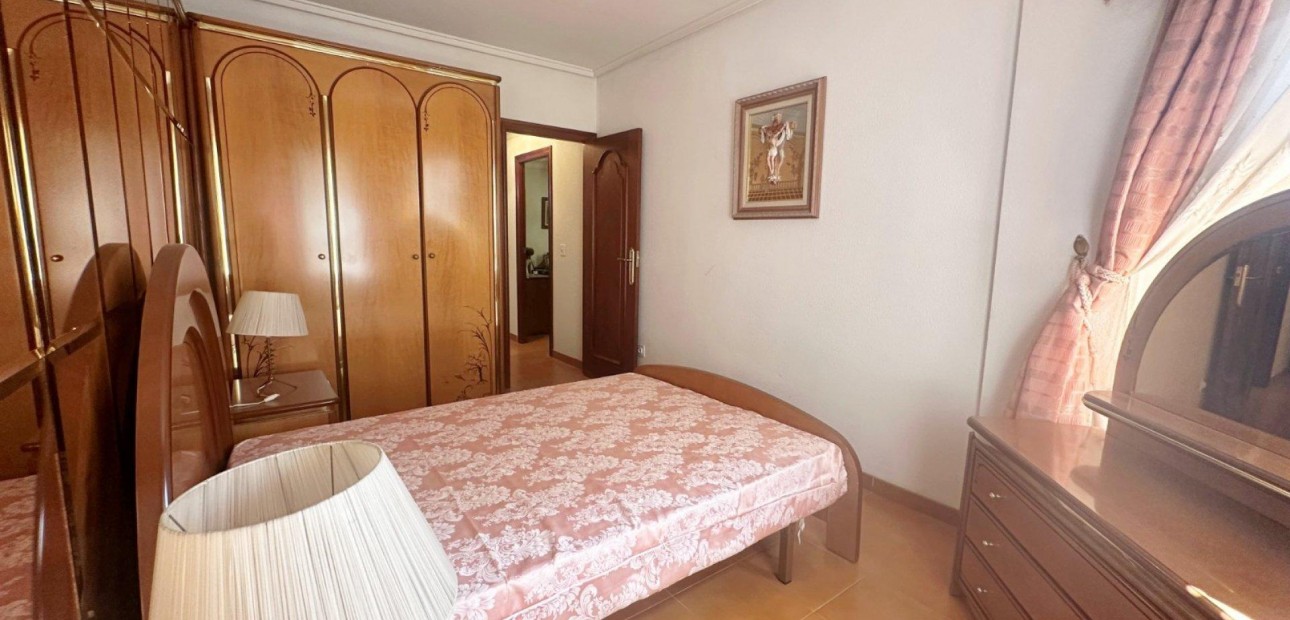 Herverkoop - Appartement / flat -
Torrevieja - torrevieja